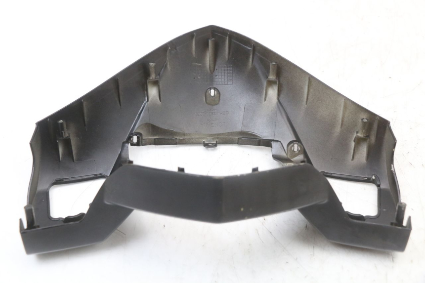 photo de CUBIERTA DEL MANILLAR DELANTERO TNT MOTOR GRIDO 2T 50 (2010 - 2019) - Primer plano técnico