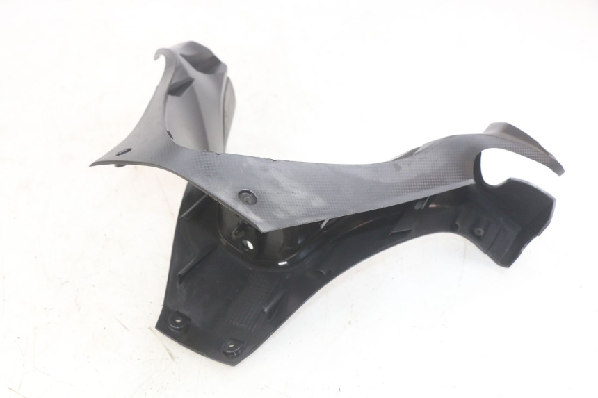 photo de CUBIERTA DEL MANILLAR DELANTERO SYM GTS EFI 125 (2012 - 2016) - Otra perspectiva