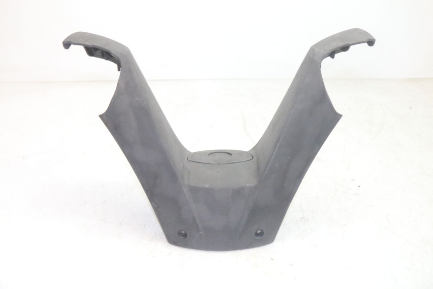 photo de TAPA MANILLAR TRASERO SYM GTS EVO 125 (2009 - 2013) - Vista principal