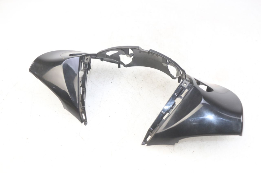 photo de CUBIERTA DEL MANILLAR DELANTERO YAMAHA HW XENTER 125 (2011 - 2017) - Vista general del producto