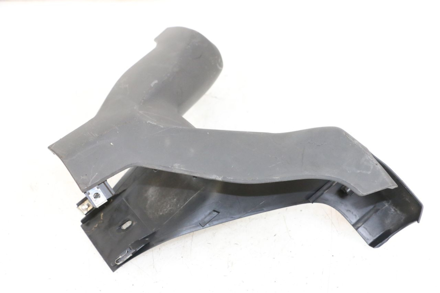 photo de TAPA MANILLAR TRASERO SYM JOYRIDE EVO 125 (2009 - 2016) - Primer plano técnico