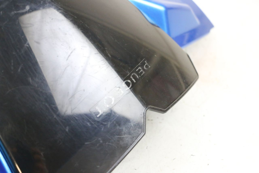 photo de CUBIERTA DEL MANILLAR DELANTERO PEUGEOT KISBEE 4T 50 (2010 - 2017) - Detalles de los puntos de fijación