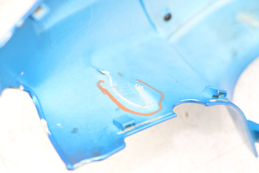 photo de CUBIERTA DEL MANILLAR DELANTERO PEUGEOT KISBEE 4T 50 (2010 - 2017) - Inspección visual detallada