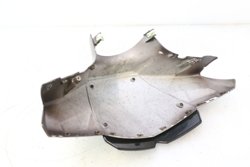 photo de CUBIERTA DEL MANILLAR DELANTERO PEUGEOT KISBEE 4T 50 (2010 - 2017) - Otra perspectiva
