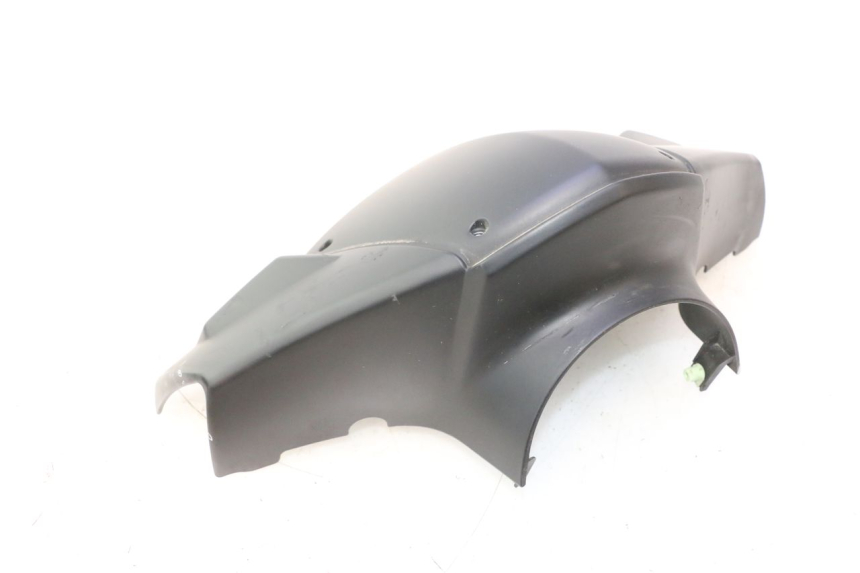 photo de TAPA MANILLAR TRASERO PEUGEOT KISBEE 4T 50 (2023 - 2026) - Otra perspectiva