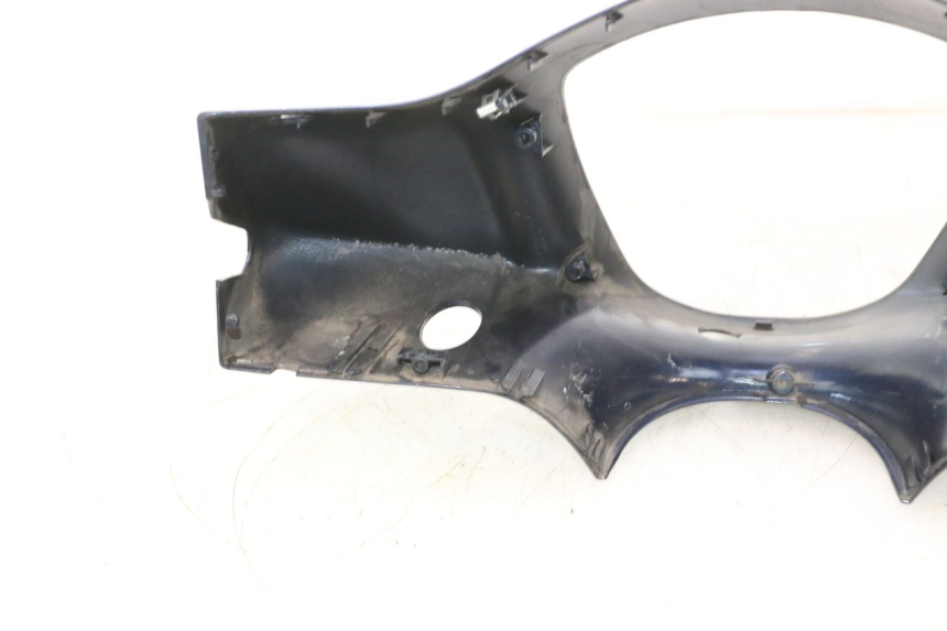 photo de TAPA MANILLAR TRASERO PIAGGIO LIBERTY IGET 4T 50 (2015 - 2020) - Primer plano de alta resolución