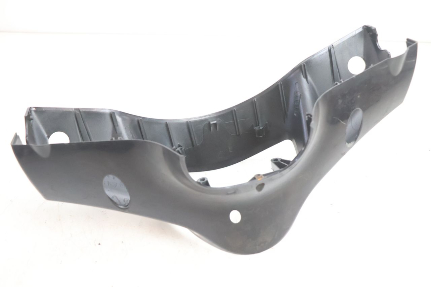 photo de TAPA MANILLAR TRASERO PIAGGIO LIBERTY 125 (1998 - 2008) - Detalles de los puntos de fijación