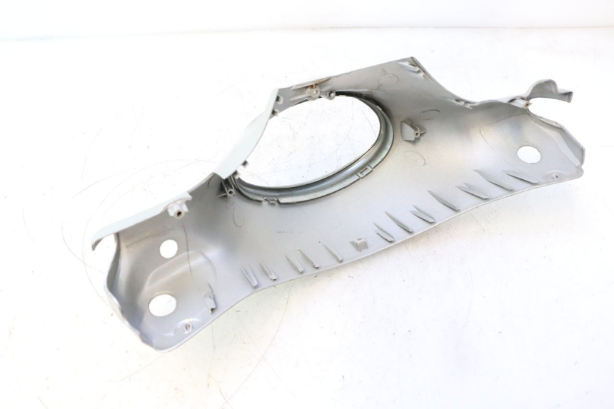 photo de TAPA MANILLAR TRASERO PIAGGIO LIBERTY 50 (1998 - 2003) - Otra vista del artículo