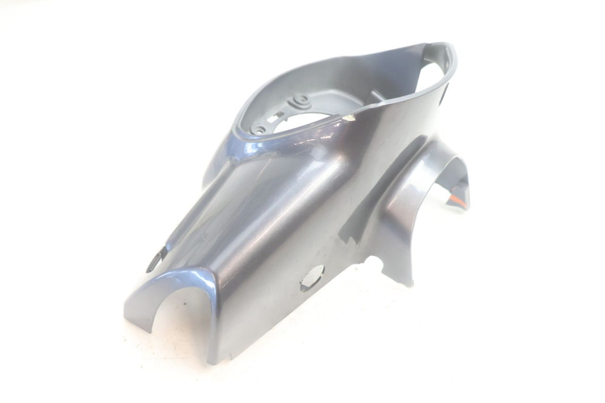 photo de CUBIERTA DEL MANILLAR DELANTERO KYMCO LIKE 125 (2009 - 2016) - Primer plano técnico