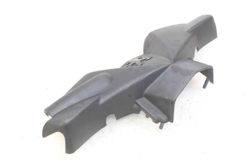 photo de CUBIERTA DEL MANILLAR DELANTERO PEUGEOT LUDIX 50 (2005 - 2007) - Zoom estado de uso