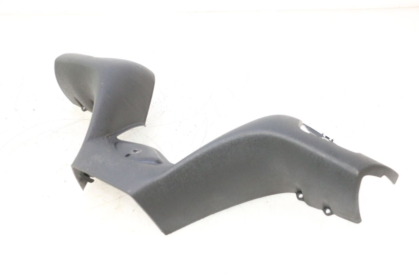 photo de CUBIERTA DEL MANILLAR DELANTERO PIAGGIO MP3 LT 300 (2010 - 2016) - Zoom estado de uso