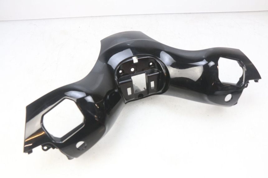 photo de CUBIERTA DEL MANILLAR DELANTERO PIAGGIO MP3 500 (2014 - 2017) - Vista general del producto