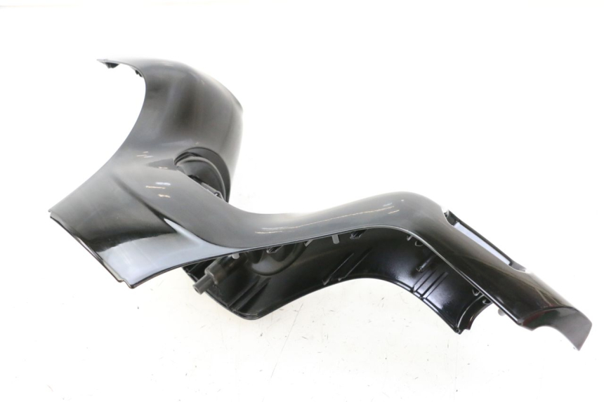 photo de CUBIERTA DEL MANILLAR DELANTERO PIAGGIO MP3 500 (2014 - 2017) - Zoom estado de uso