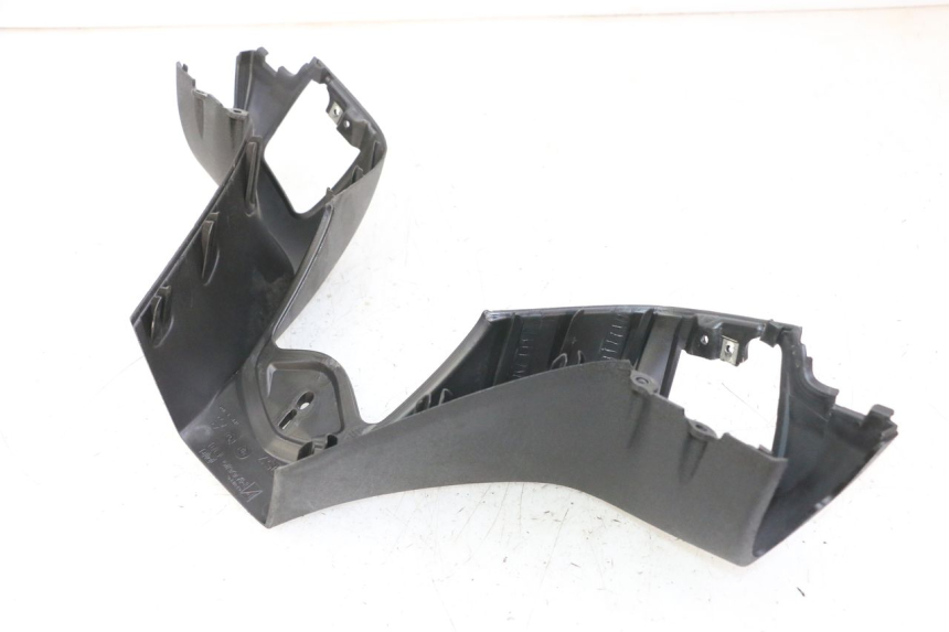 photo de CUBIERTA DEL MANILLAR DELANTERO PIAGGIO MP3 125 (2006 - 2014) - Vista general del producto