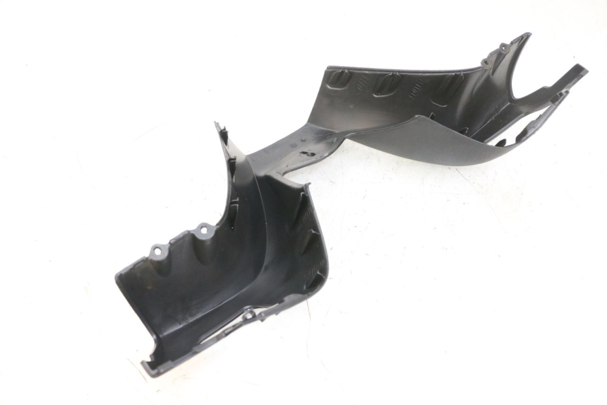 photo de TAPA MANILLAR TRASERO PIAGGIO MP3 RL 250 (2006 - 2010) - Zoom estado de uso