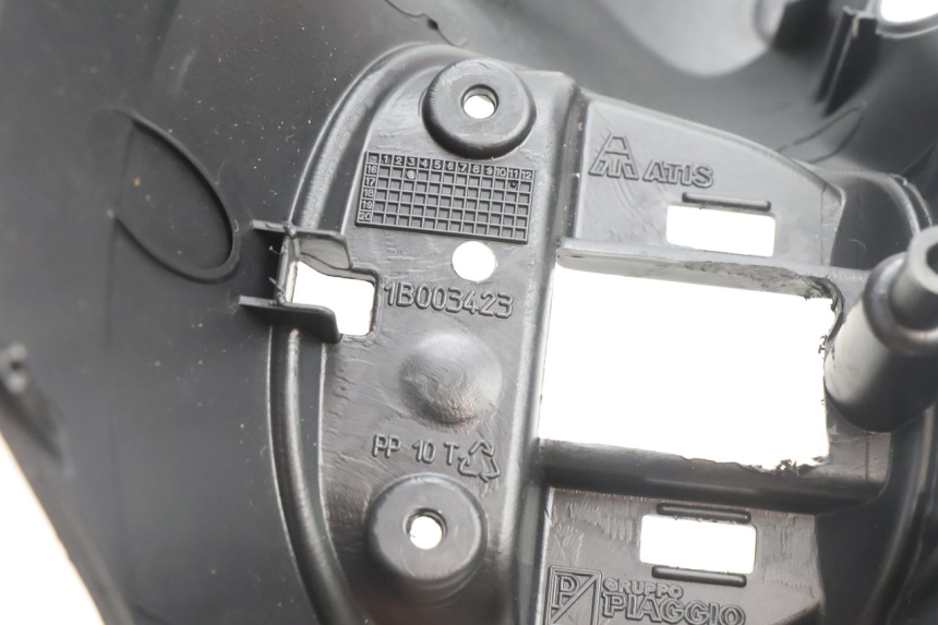 photo de TAPA MANILLAR TRASERO PIAGGIO MP3 500 (2016 - 2018) - Recambio usado revisado