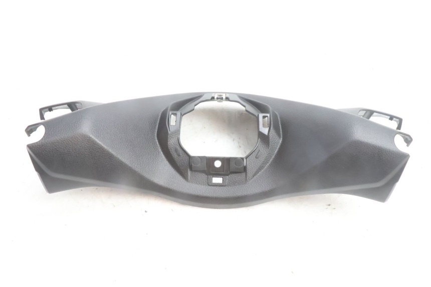 photo de TAPA MANILLAR TRASERO YAMAHA N-MAX NMAX 125 (2021 - 2024) - Detalle de la pieza