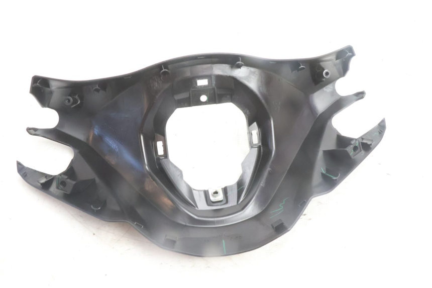 photo de TAPA MANILLAR TRASERO YAMAHA N-MAX NMAX 125 (2021 - 2024) - Zoom estado de uso