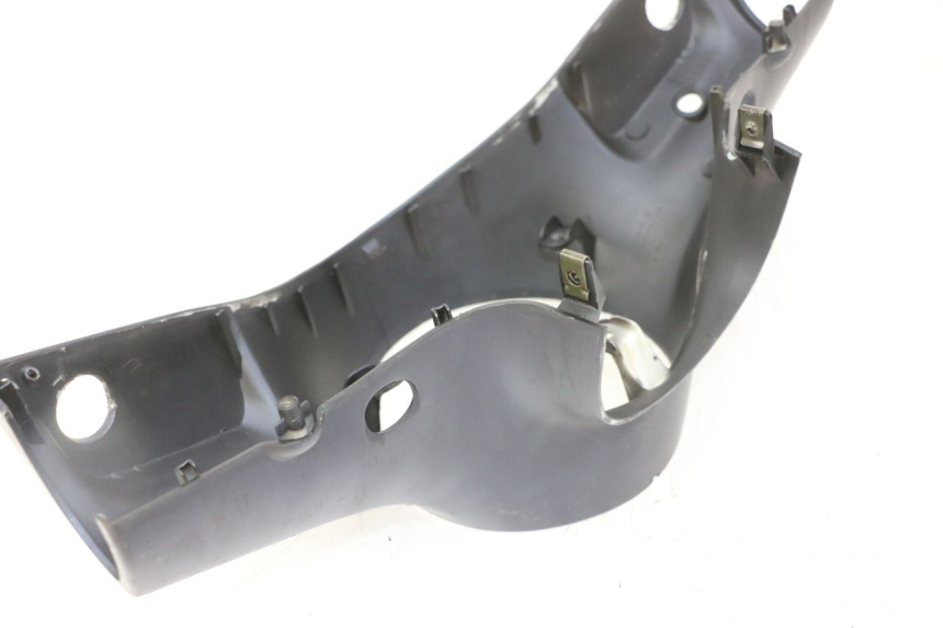 photo de TAPA MANILLAR TRASERO JM MOTORS OLDIES GT 4T 50 (2018 - 2025) - Características distintivas