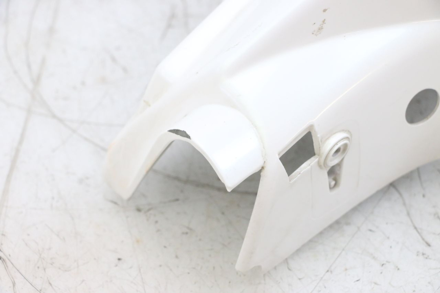 photo de TAPA MANILLAR TRASERO SYM ORBIT 2 4T 50 (2008 - 2017) - Detalles de los puntos de fijación