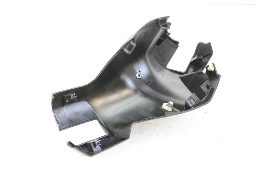 photo de CUBIERTA DEL MANILLAR DELANTERO PEUGEOT CITYSTAR 125 (2011 - 2017) - Zoom estado de uso