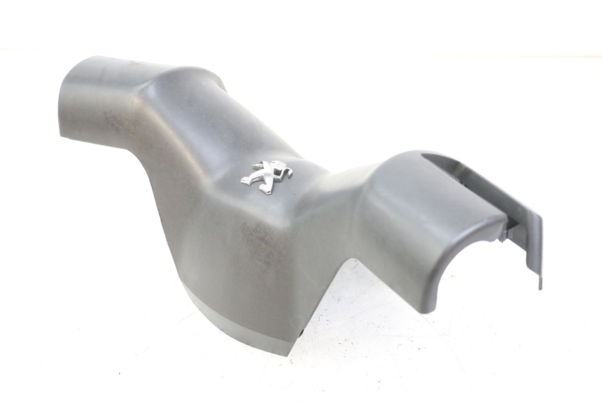 photo de CUBIERTA DEL MANILLAR DELANTERO PEUGEOT CITYSTAR 125 (2011 - 2017) - Vista general del producto