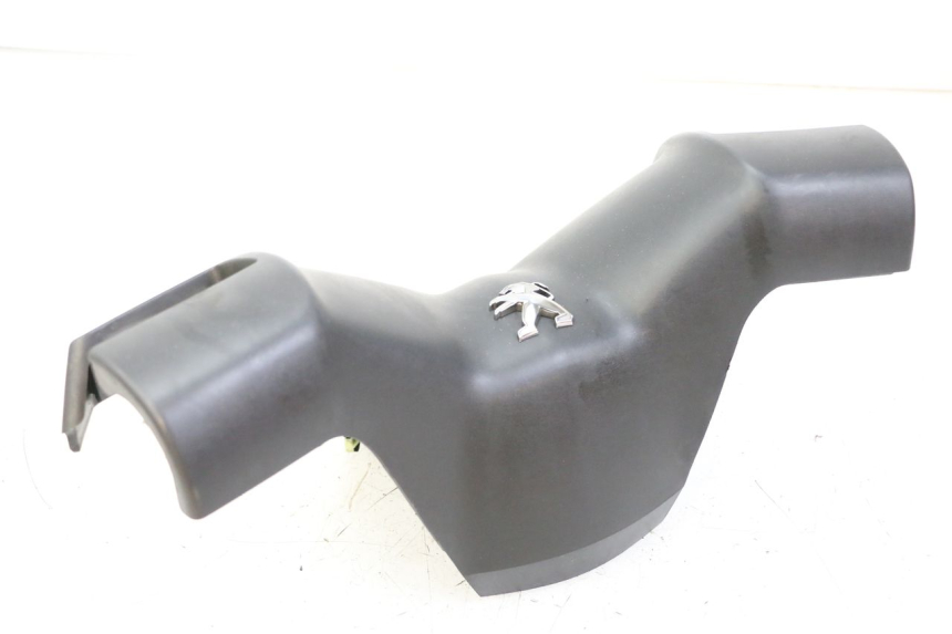 photo de CUBIERTA DEL MANILLAR DELANTERO PEUGEOT CITYSTAR 125 (2011 - 2017) - Detalles de los puntos de fijación