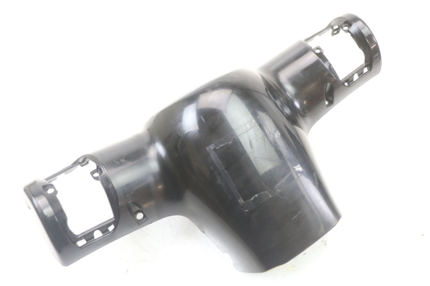 photo de CUBIERTA DEL MANILLAR DELANTERO PEUGEOT DJANGO 125 (2014 - 2017) - Zoom estado de uso