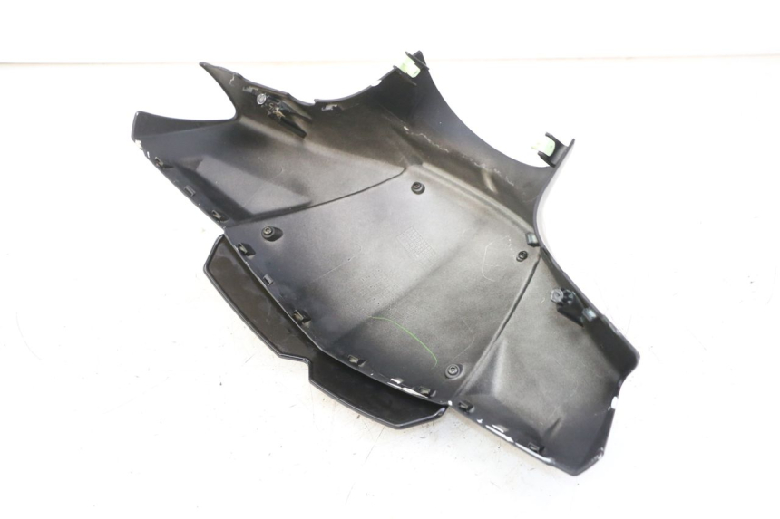 photo de CUBIERTA DEL MANILLAR DELANTERO PEUGEOT KISBEE 4T 50 (2018 - 2022) - Detalle de la pieza