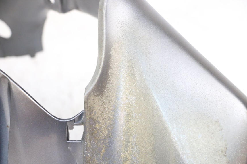 photo de TAPA MANILLAR TRASERO PEUGEOT TWEET 4T 50 (2014 - 2019) - Detalles de los puntos de fijación