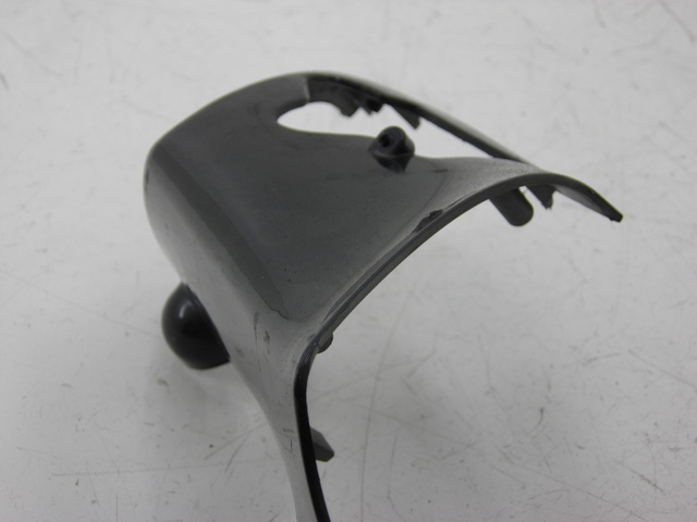 photo de TAPA MANILLAR TRASERO PIAGGIO ZIP 4T 50 (2001 - 2008) - Otra perspectiva