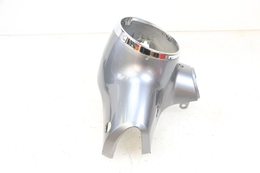 photo de TAPA MANILLAR TRASERO EFUN PUSA 1 - Zoom sobre los componentes