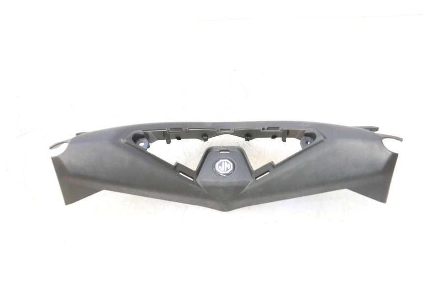 photo de TAPA MANILLAR TRASERO JM MOTORS R-MAX TECH 50 (2024 - 2026) - Primer plano técnico