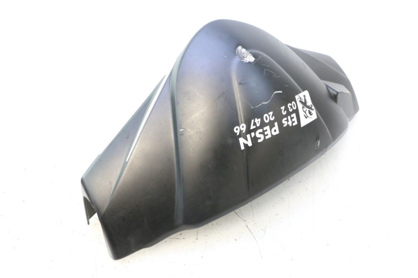 photo de TAPA MANILLAR TRASERO TNT MOTOR ROMA 10' 4T 50 (2007 - 2018) - Detalles de los puntos de fijación