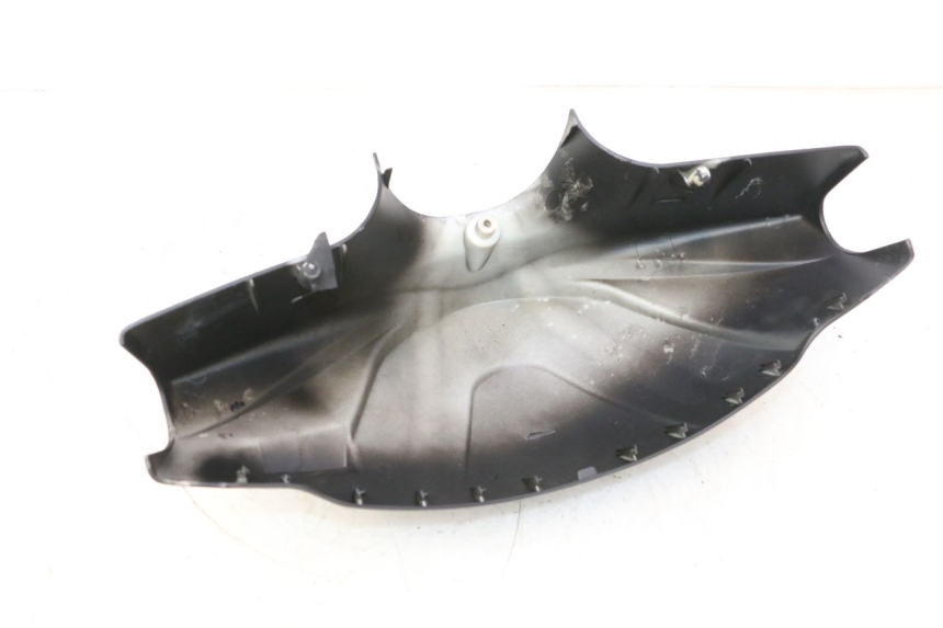 photo de TAPA MANILLAR TRASERO TNT MOTOR ROMA 12' 2T 50 (2007 - 2018) - Detalles de los puntos de fijación
