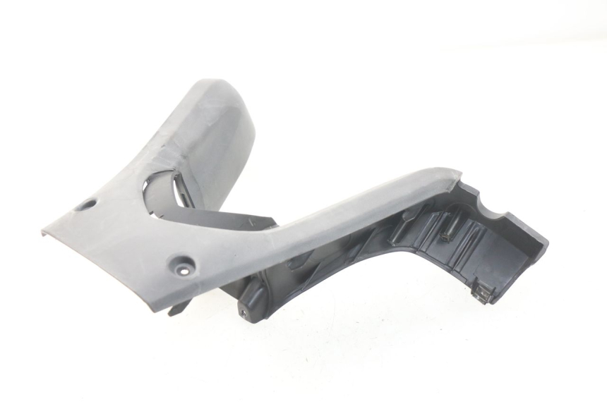 photo de TAPA MANILLAR TRASERO DAELIM S3 125 (2010 - 2017) - Primer plano técnico