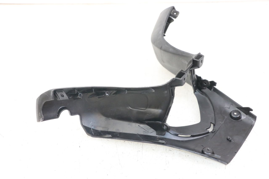 photo de TAPA MANILLAR TRASERO DAELIM S3 125 (2010 - 2017) - Otra perspectiva