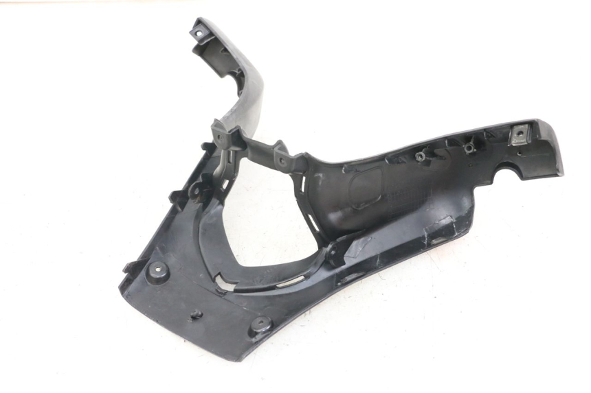 photo de TAPA MANILLAR TRASERO DAELIM S3 125 (2010 - 2017) - Primer plano técnico