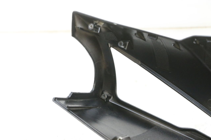 photo de TAPA MANILLAR TRASERO JM MOTORS SANTANA EVO 50 (2024 - 2026) - Detalle de la pieza