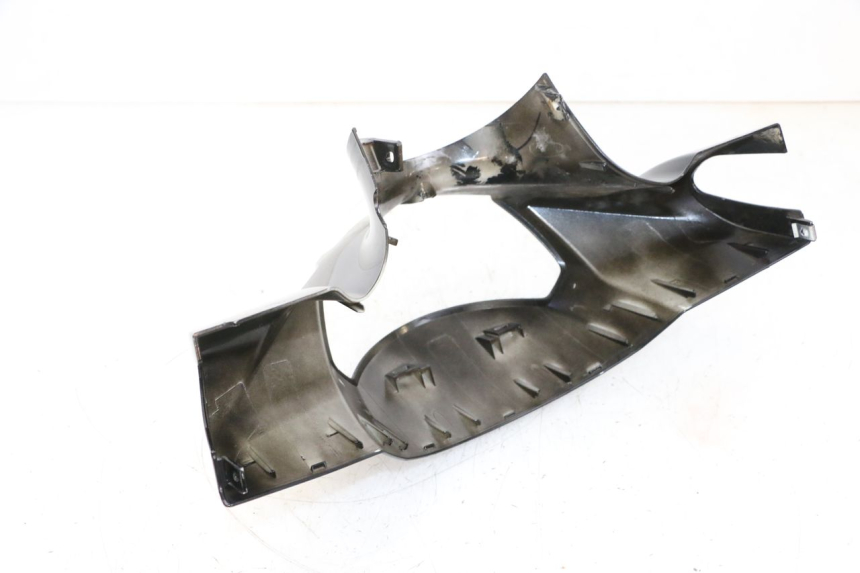 photo de CUBIERTA DEL MANILLAR DELANTERO JM MOTORS SANTANA 50 (2014 - 2023) - Detalle de la pieza