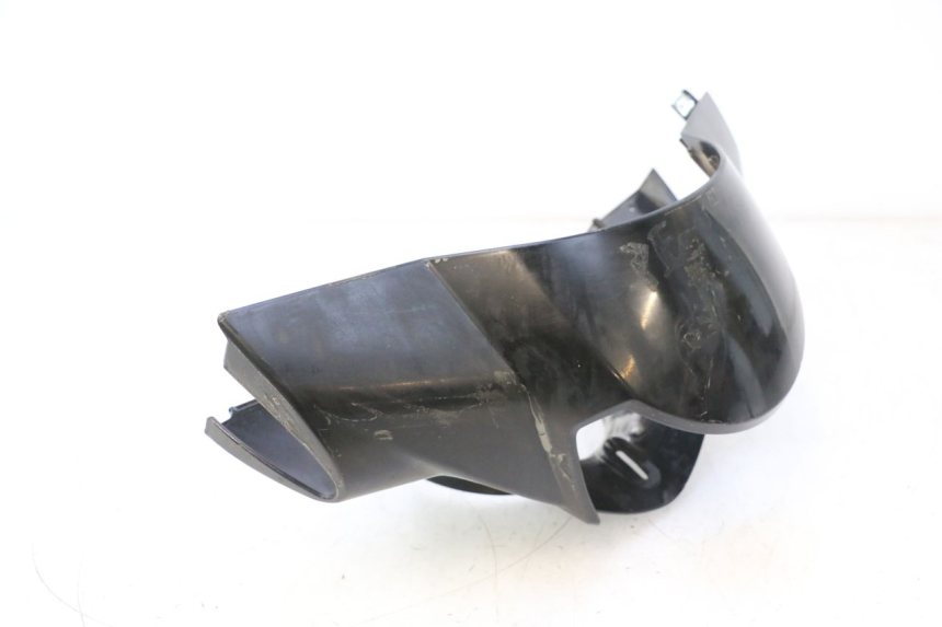 photo de CUBIERTA DEL MANILLAR DELANTERO JM MOTORS SANTANA 50 (2014 - 2023) - Detalle de la pieza