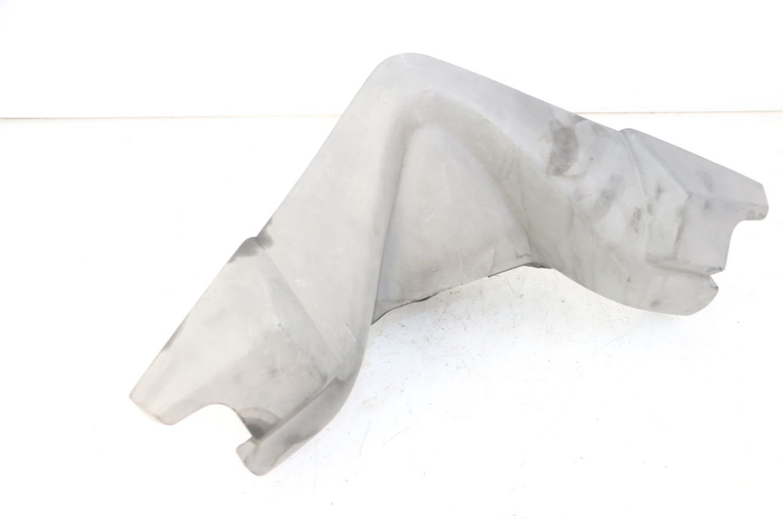 photo de TAPA MANILLAR TRASERO PEUGEOT SATELIS COMPRESSOR K15 125 (2006 - 2009) - Otra perspectiva