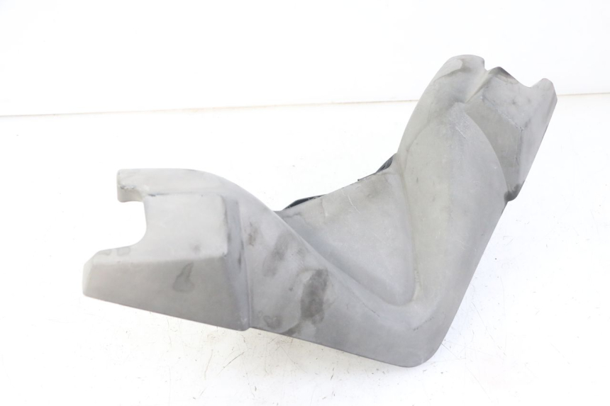 photo de TAPA MANILLAR TRASERO PEUGEOT SATELIS COMPRESSOR K15 125 (2006 - 2009) - Estado de la superficie y material