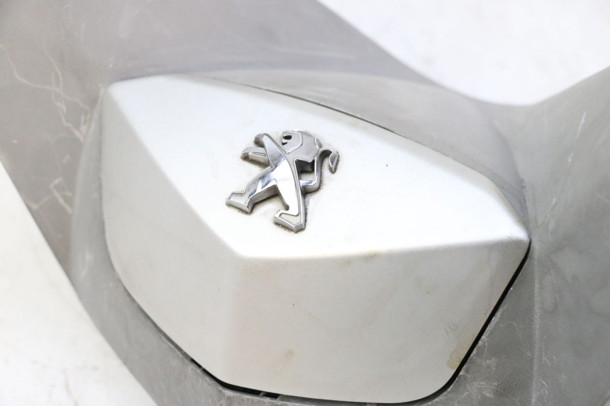 photo de TAPA MANILLAR TRASERO PEUGEOT SATELIS 125 (2010 - 2012) - Otra perspectiva