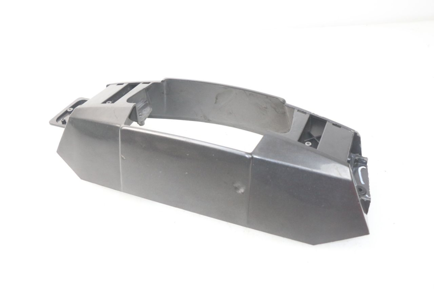 photo de TAPA MANILLAR TRASERO PEUGEOT SC 50 (1988 - 1992) - Detalles de los puntos de fijación