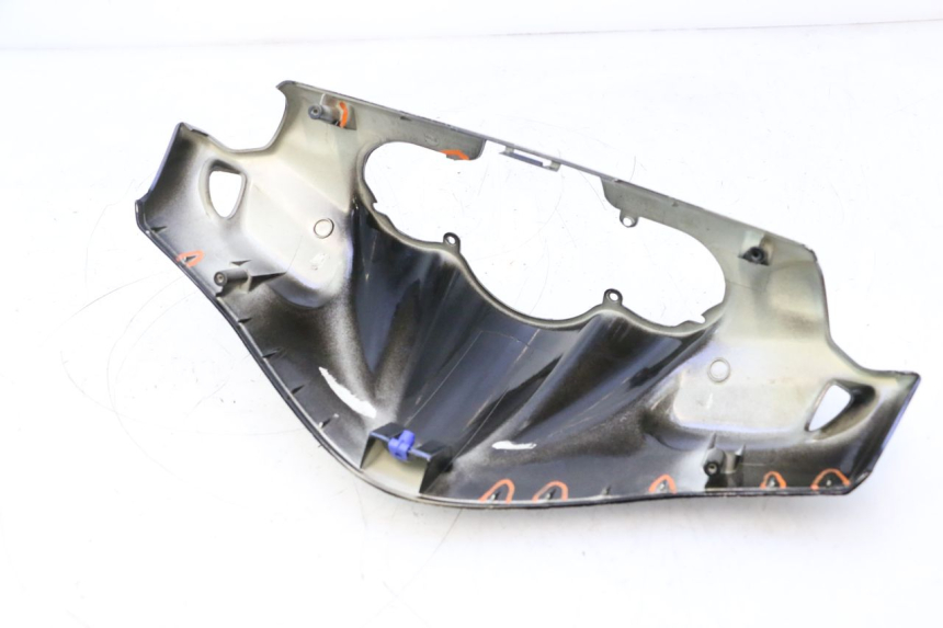 photo de TAPA MANILLAR TRASERO PEUGEOT SPEEDFIGHT 2 AC 50 (2000 - 2009) - Características distintivas