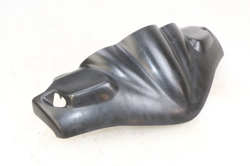 photo de CUBIERTA DEL MANILLAR DELANTERO PEUGEOT SPEEDFIGHT LC 50 (1996 - 2002) - Detalles de los puntos de fijación