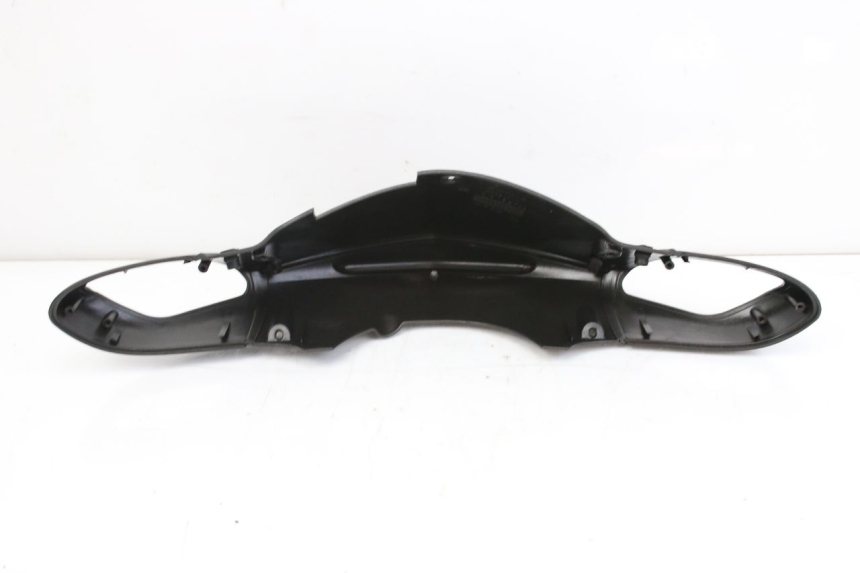 photo de CUBIERTA DEL MANILLAR DELANTERO APRILIA SR R 2T LC 50 (2018 - 2021) - Detalles de los puntos de fijación