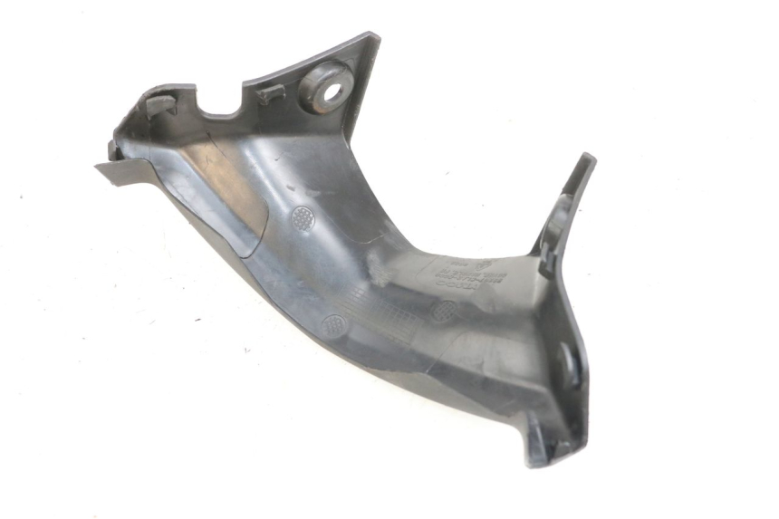 photo de TAPA MANILLAR TRASERO KYMCO SUPER 8 4T 50 (2021 - 2024) - Zoom estado de uso