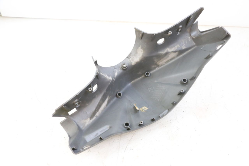 photo de TAPA MANILLAR TRASERO SYM ORBIT 2 4T 50 (2008 - 2017) - Zoom estado de uso